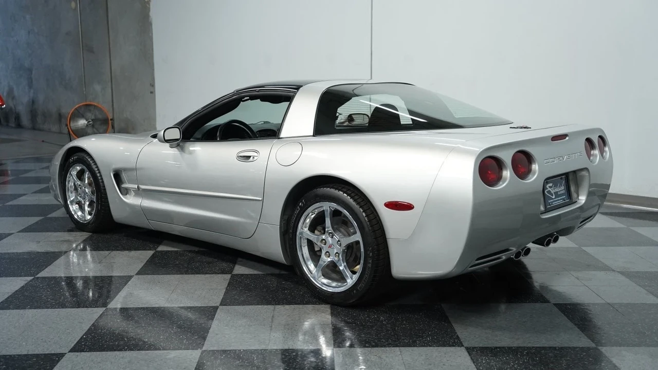 2004 Chevrolet Corvette C5 - Image 8 of 21