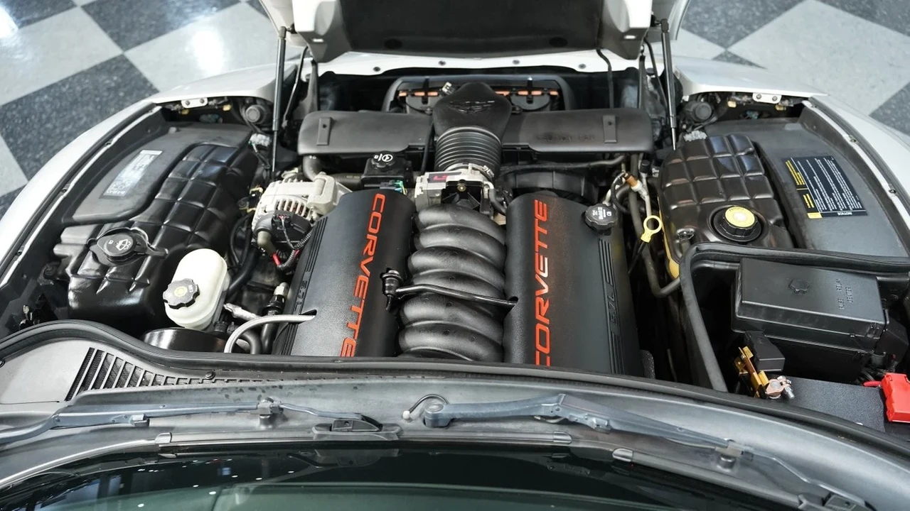 2004 Chevrolet Corvette C5 - Image 4 of 21