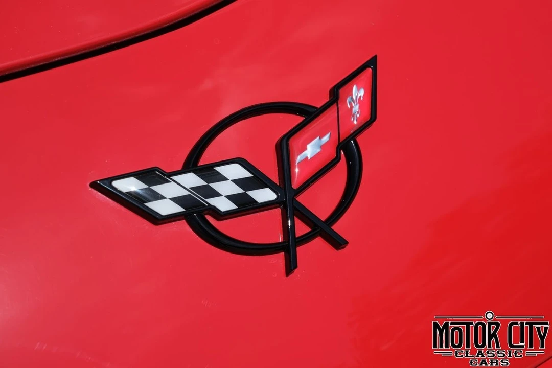 2004 Chevrolet Corvette - Image 11 of 31