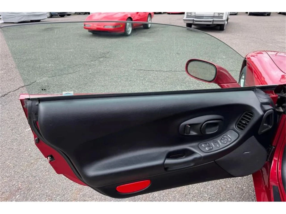 2004 Chevrolet Corvette C5 - Image 15 of 31