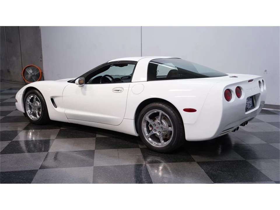 2004 Chevrolet Corvette C5 - Image 8 of 31