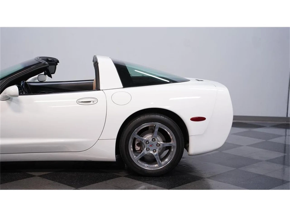 2004 Chevrolet Corvette C5 - Image 21 of 31