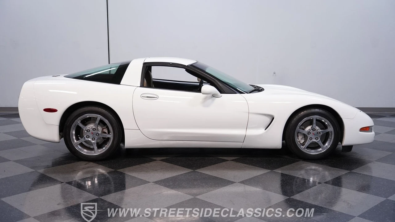 2004 Chevrolet Corvette C5 - Image 14 of 31