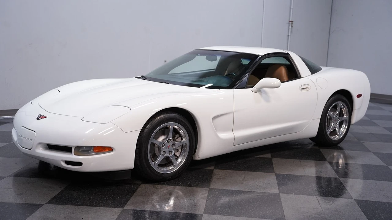 2004 Chevrolet Corvette C5 - Image 8 of 31