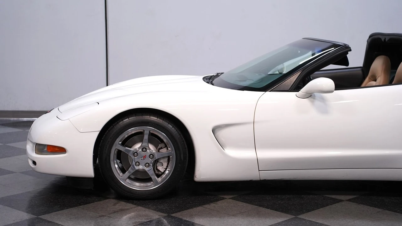 2004 Chevrolet Corvette C5 - Image 21 of 31