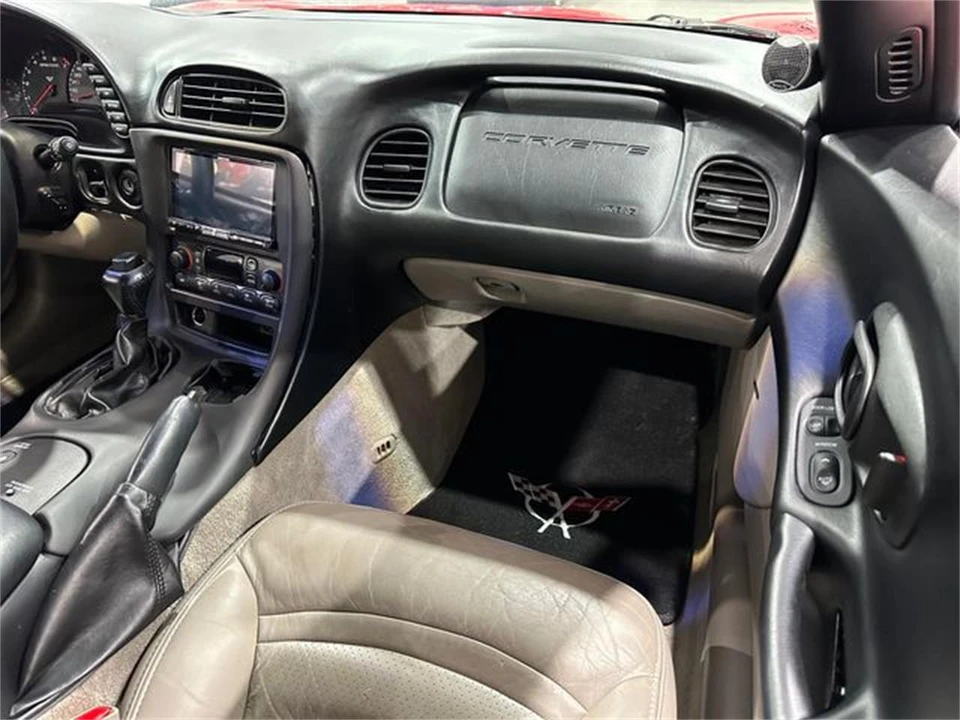 2004 Chevrolet Corvette C5 - Image 11 of 30