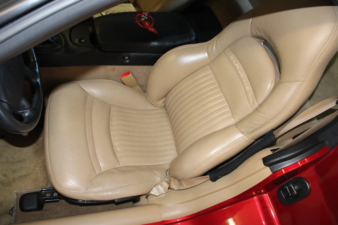 2004 Chevrolet Corvette C5 - Image 14 of 31