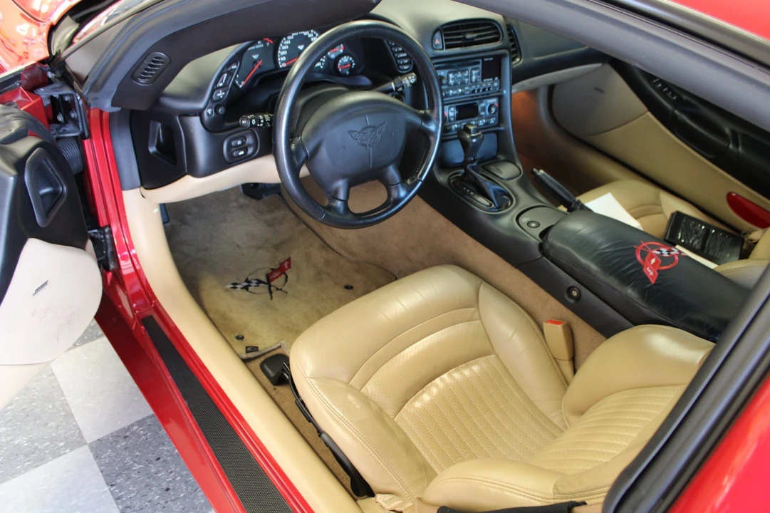 2004 Chevrolet Corvette C5 - Image 13 of 31