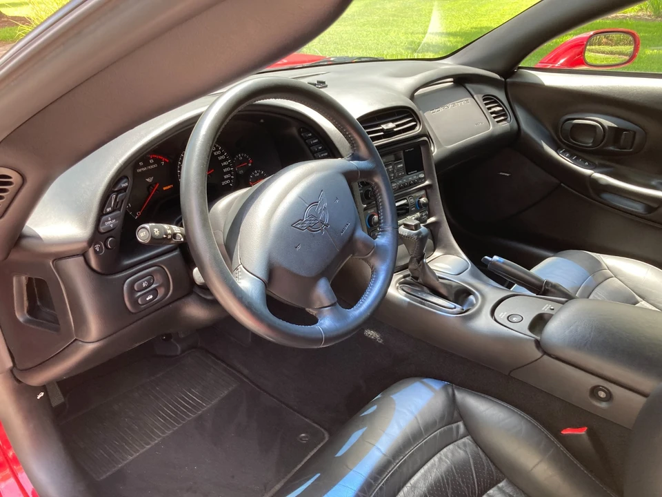 2004 Chevrolet Corvette C5 - Image 10 of 15