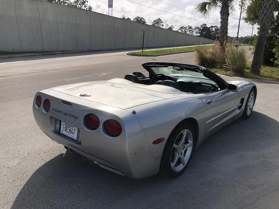 2004 Chevrolet Corvette - Image 13 of 31