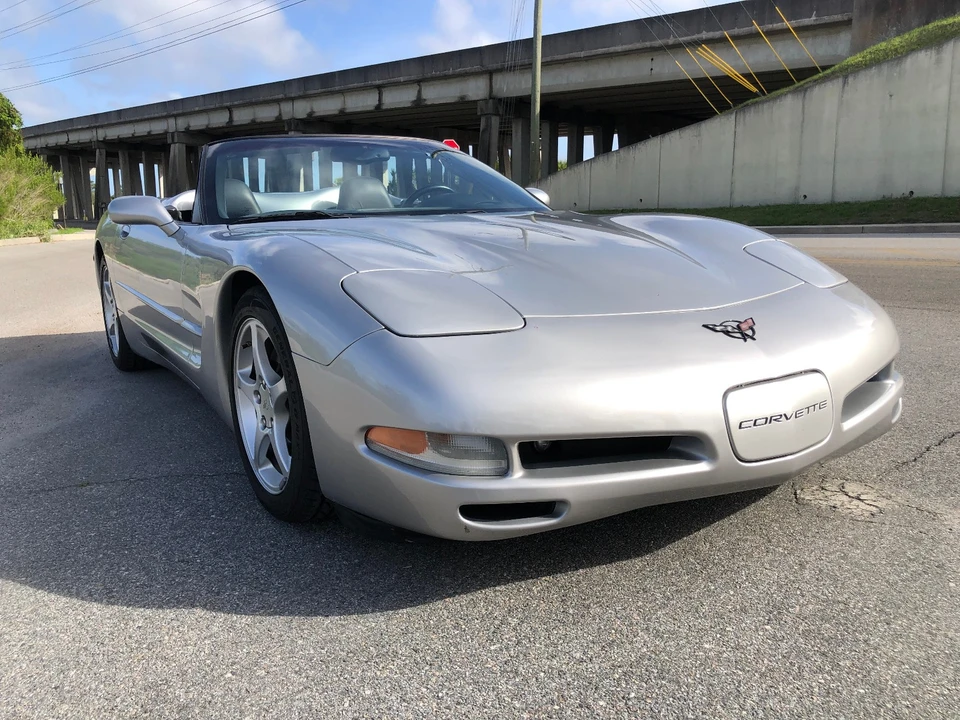 2004 Chevrolet Corvette - Image 5 of 31