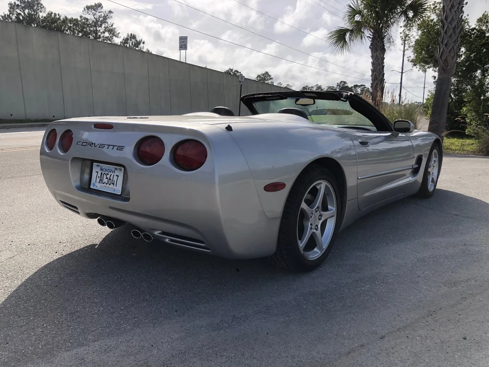 2004 Chevrolet Corvette - Image 12 of 31