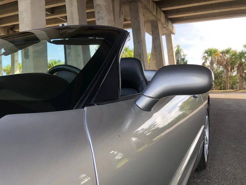 2004 Chevrolet Corvette - Image 19 of 31