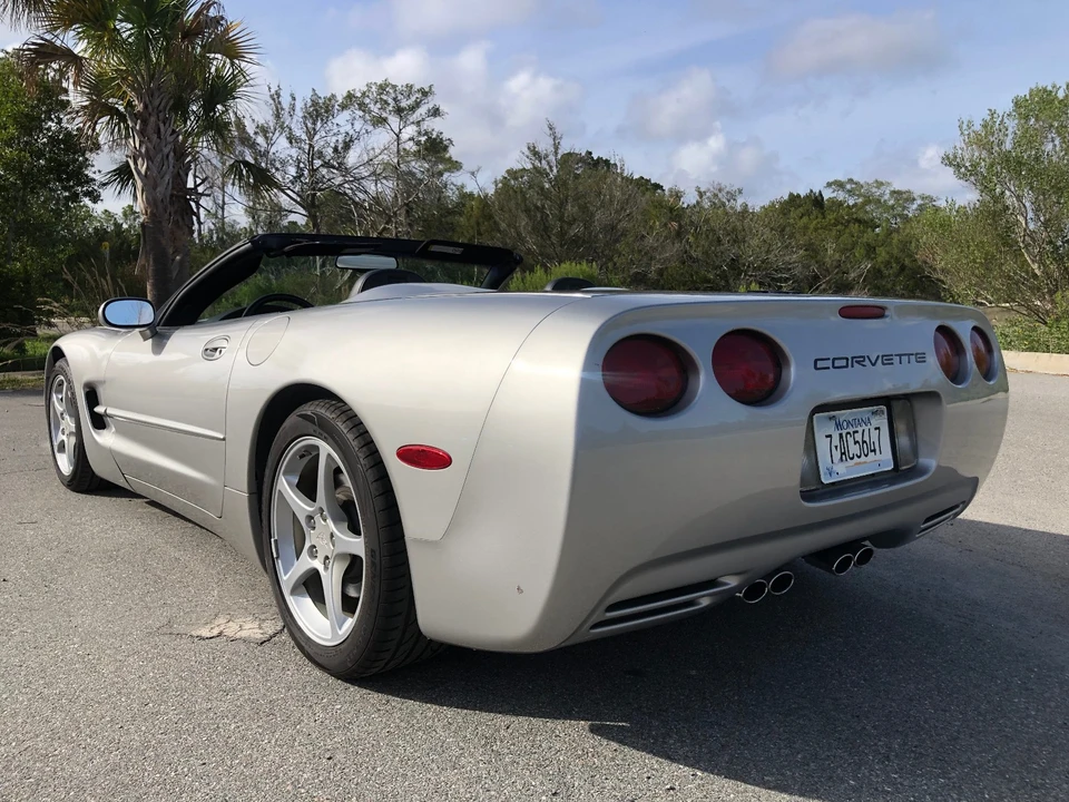 2004 Chevrolet Corvette - Image 8 of 31