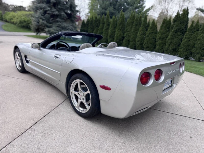 2004 Chevrolet Corvette C5 - Image 11 of 31