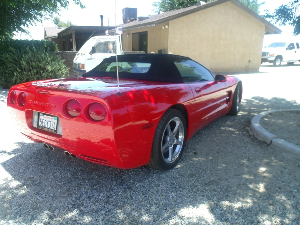 2004 Chevrolet Corvette C5 - Image 2 of 8
