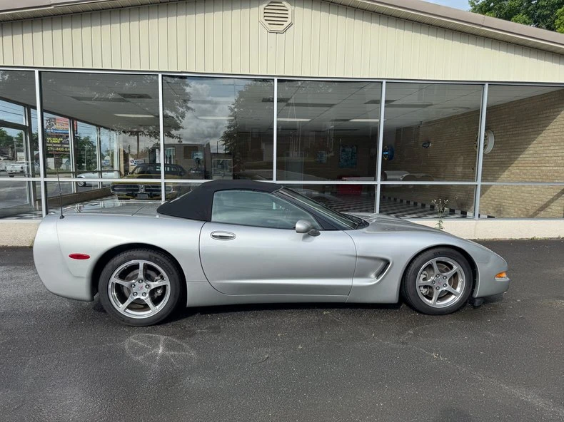 2004 Chevrolet Corvette C5 - Image 2 of 8