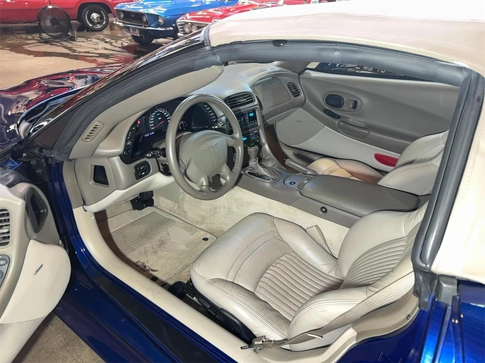 2004 Chevrolet Corvette C5 - Image 17 of 31