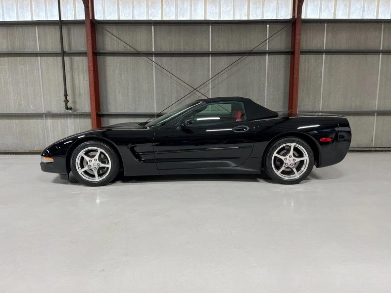 2004 Chevrolet Corvette C5 - Image 3 of 17