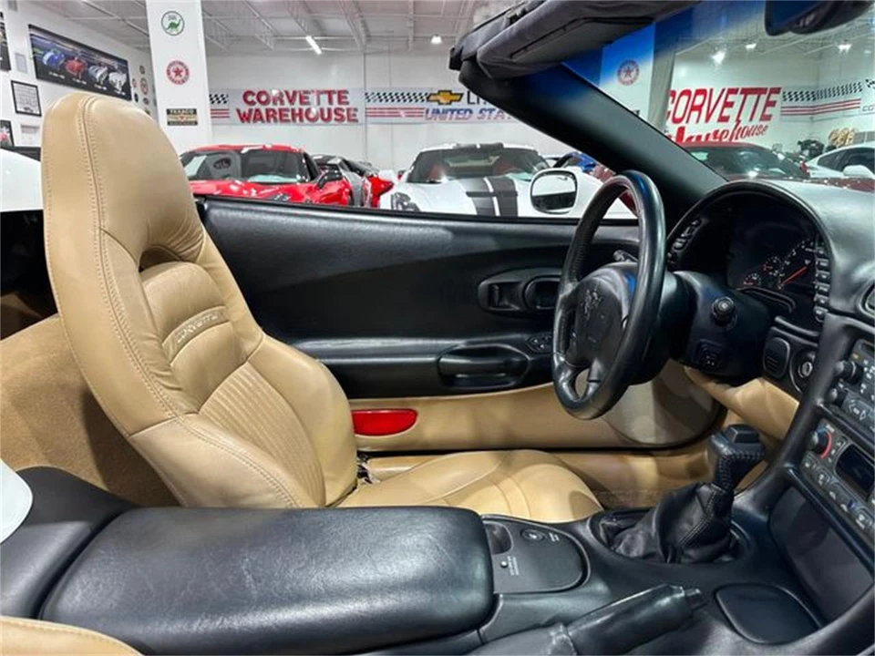 2004 Chevrolet Corvette C5 - Image 12 of 30