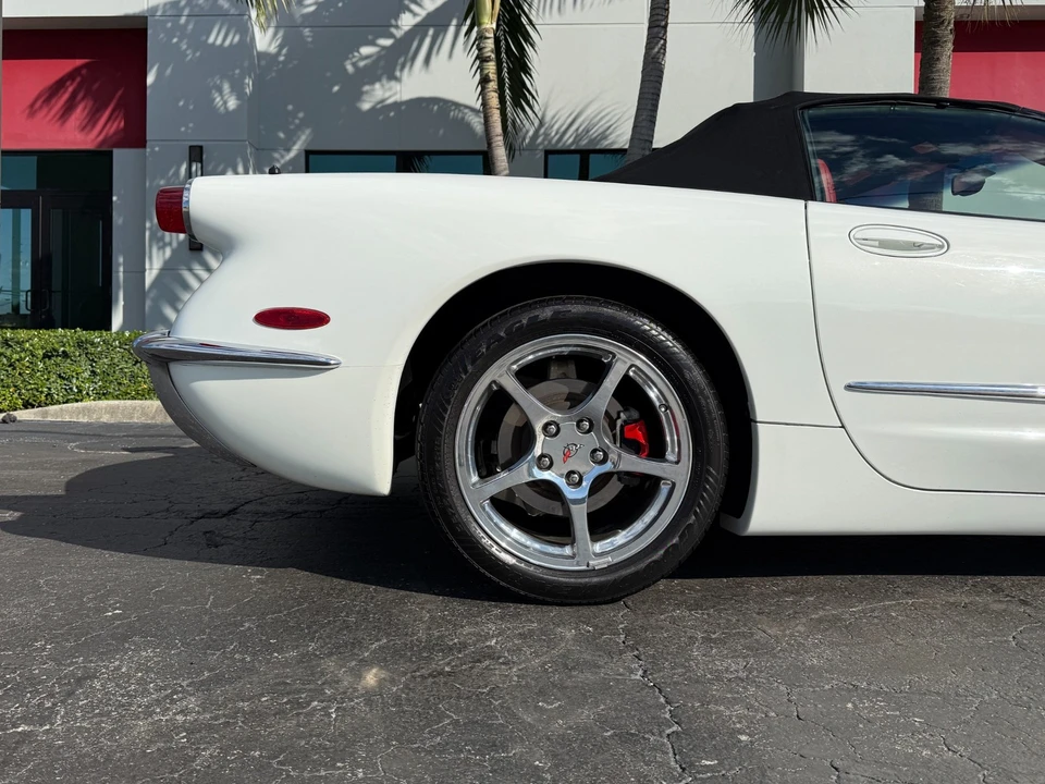 2004 Chevrolet Corvette C5 - Image 4 of 21