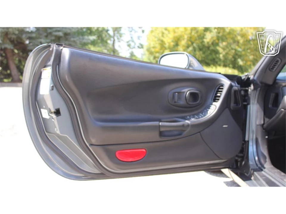 2004 Chevrolet Corvette C5 - Image 12 of 31
