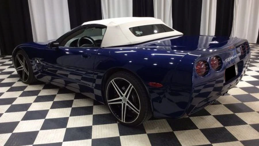 2004 Chevrolet Corvette C5 - Image 2 of 9