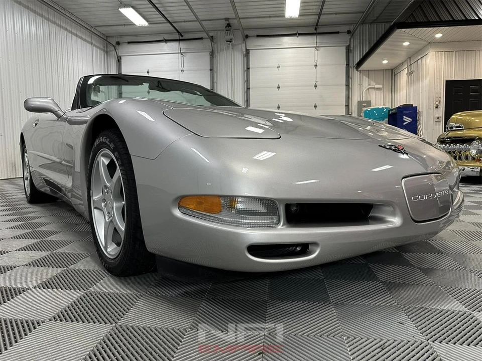 2004 Chevrolet Corvette C5 - Image 24 of 31