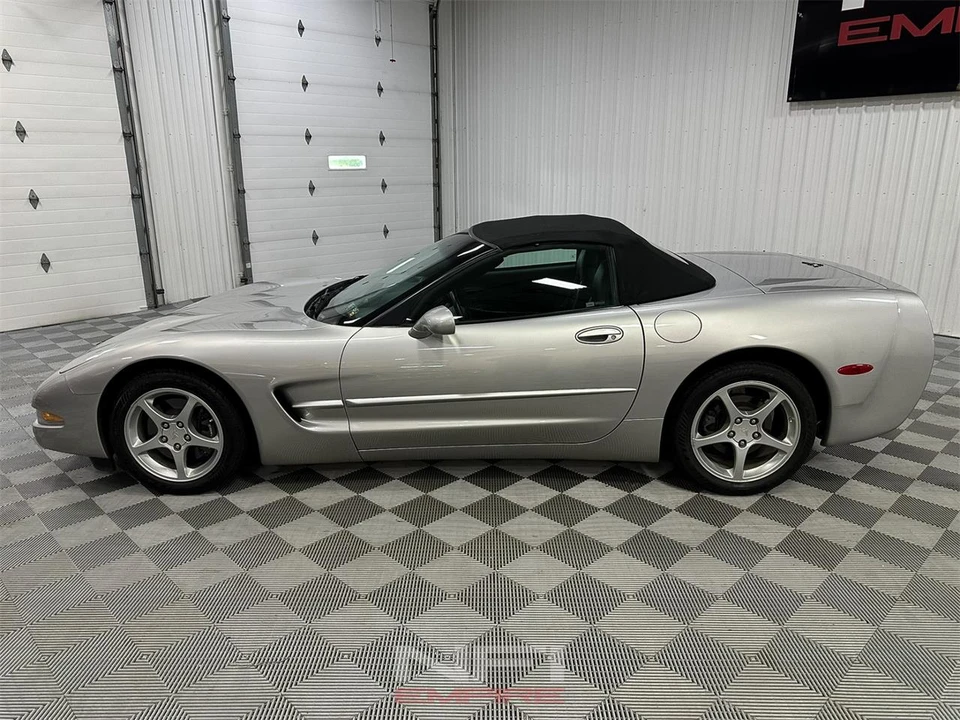 2004 Chevrolet Corvette C5 - Image 4 of 31