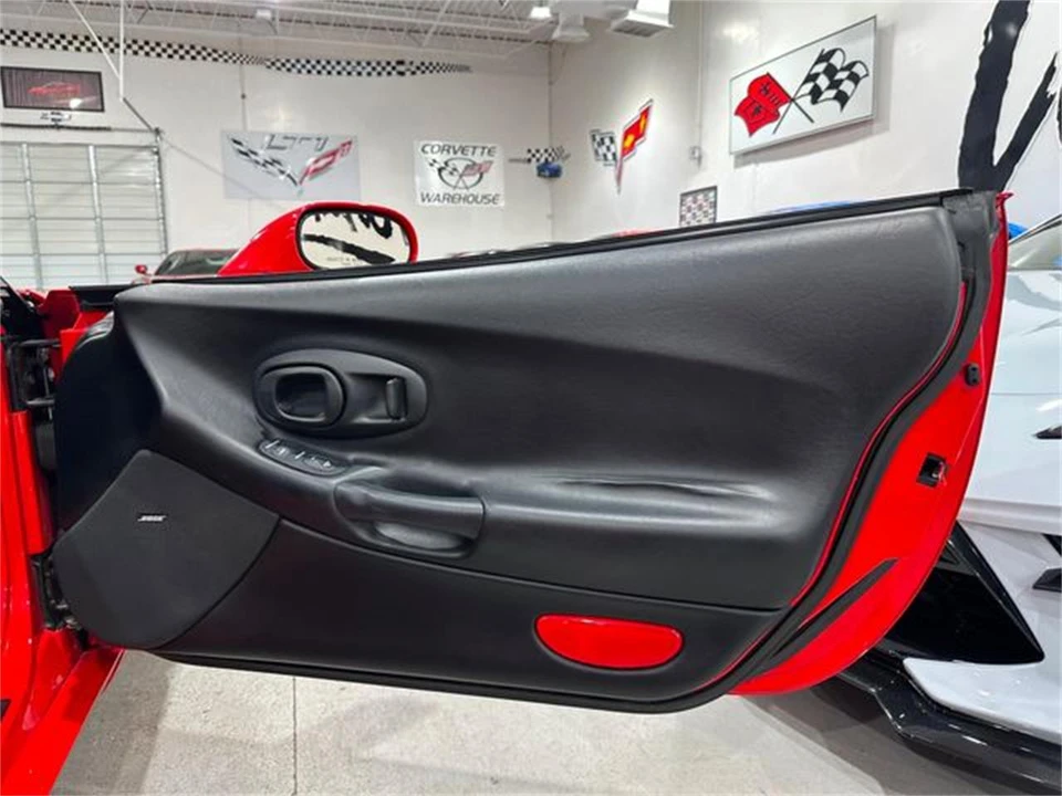 2004 Chevrolet Corvette C5 - Image 17 of 30