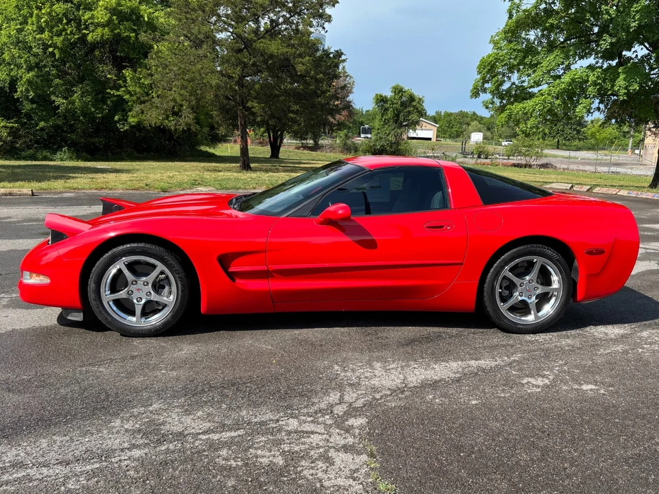 2004 Chevrolet Corvette C5 - Image 8 of 31
