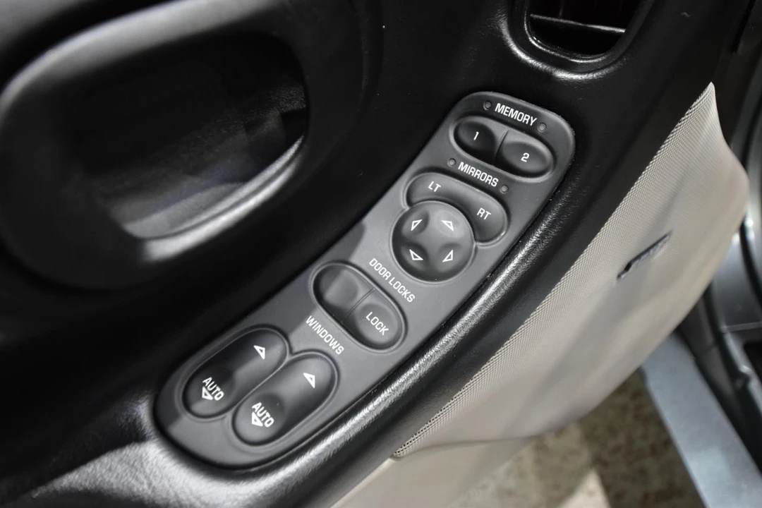 2004 Chevrolet Corvette C5 - Image 14 of 31
