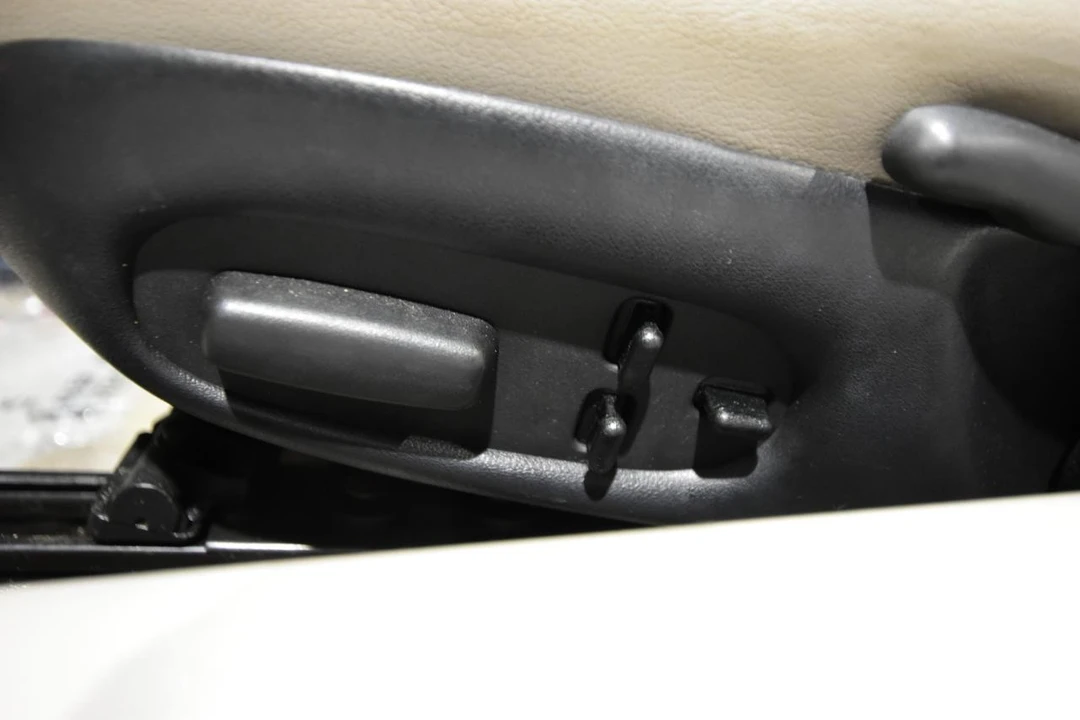 2004 Chevrolet Corvette C5 - Image 15 of 31