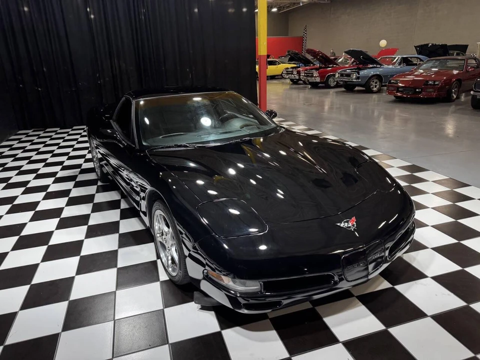 2004 Chevrolet Corvette C5 - Image 11 of 31