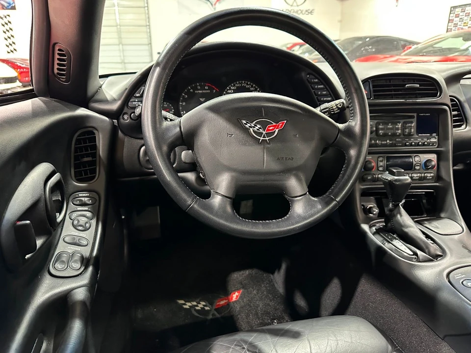 2004 Chevrolet - Image 11 of 11