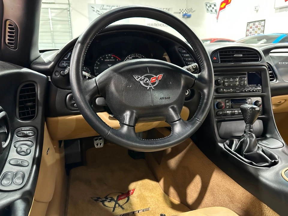 2004 Chevrolet - Image 11 of 11
