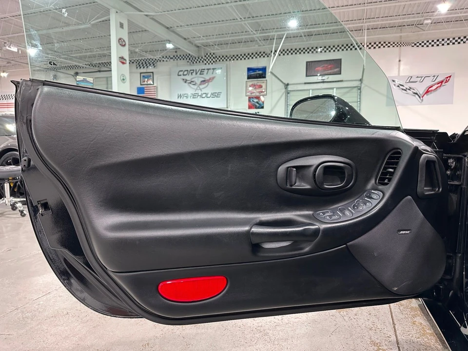 2004 Chevrolet Corvette C5 - Image 14 of 21
