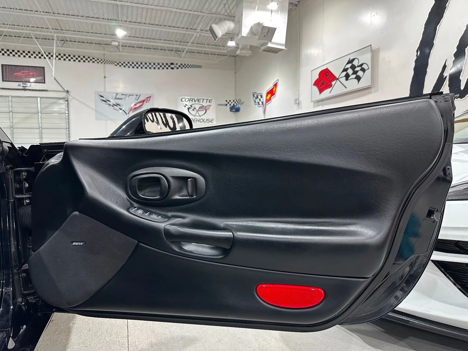 2004 Chevrolet Corvette C5 - Image 15 of 21