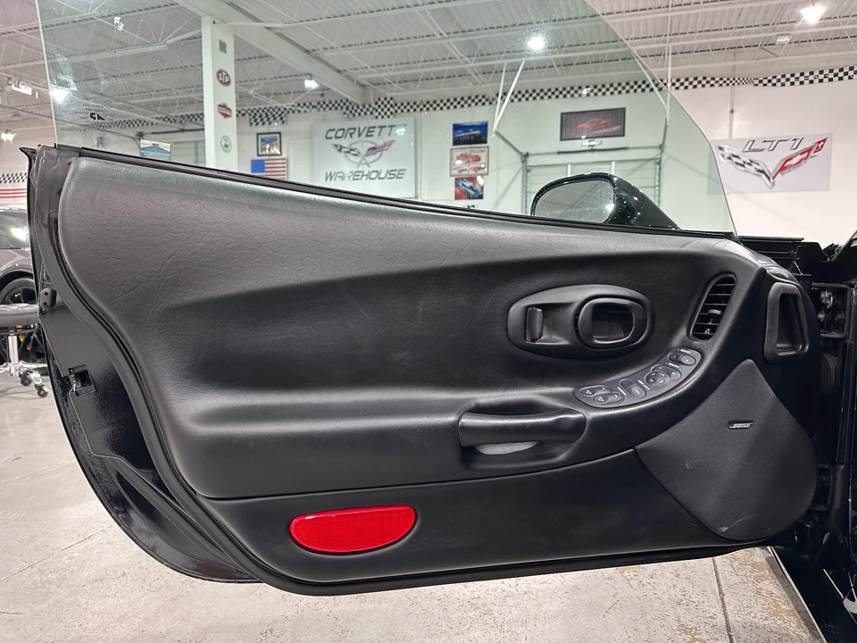 2004 Chevrolet Corvette C5 - Image 13 of 27