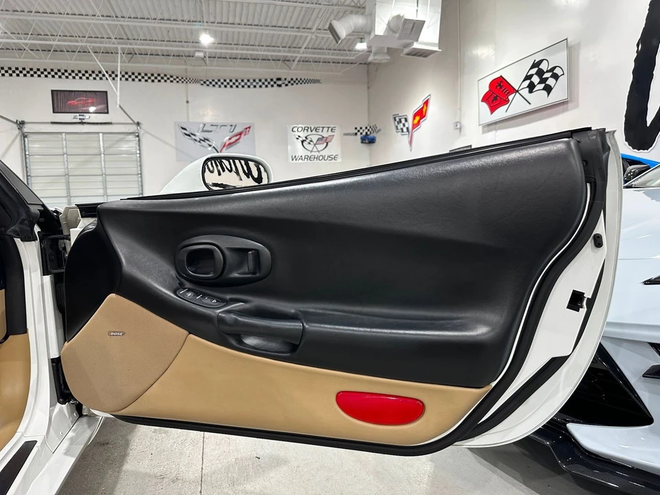 2004 Chevrolet Corvette C5 - Image 15 of 21