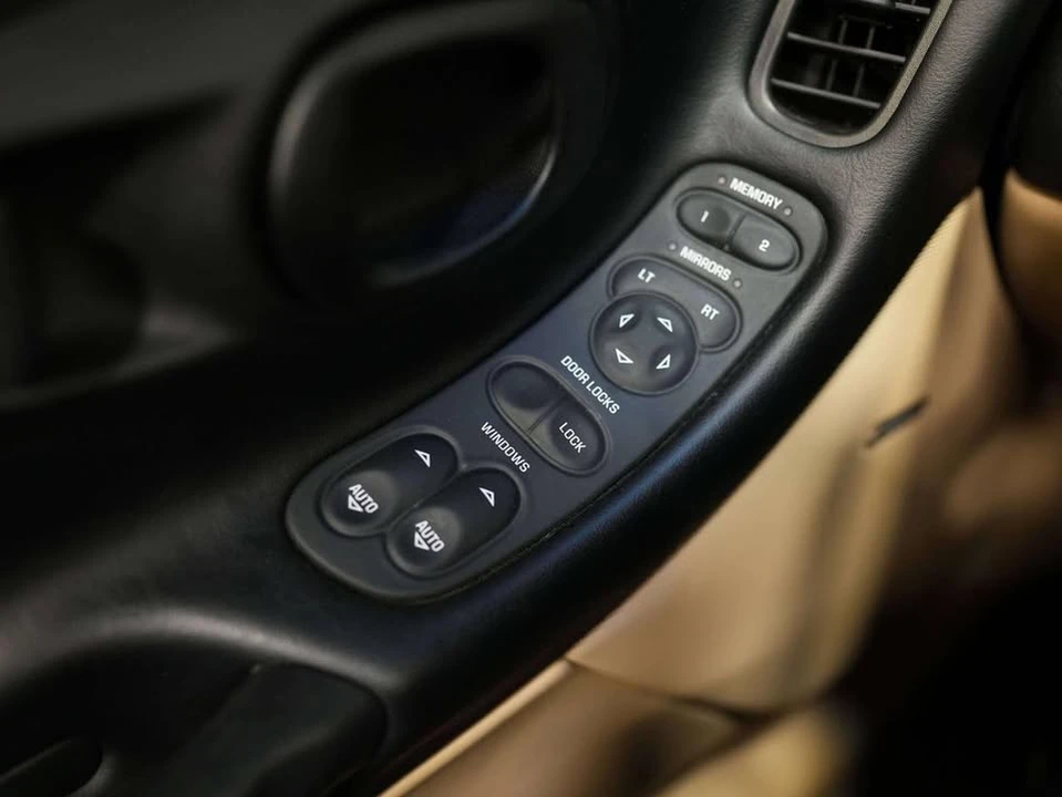 2004 Chevrolet Corvette C5 - Image 13 of 20