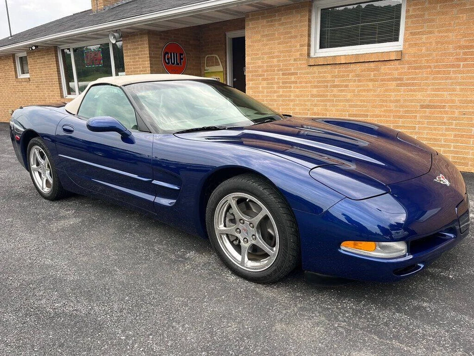 2004 Chevrolet Corvette C5 - Image 2 of 31