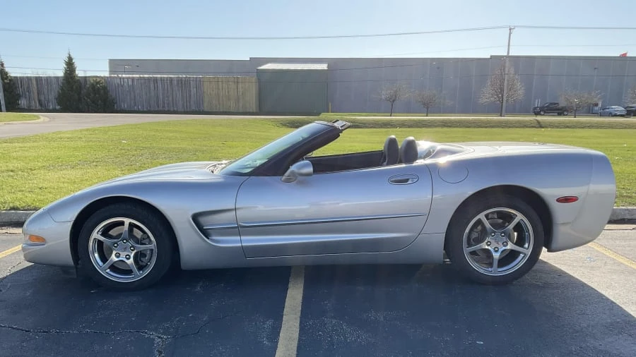 2004 Chevrolet Corvette C5 - Image 2 of 16