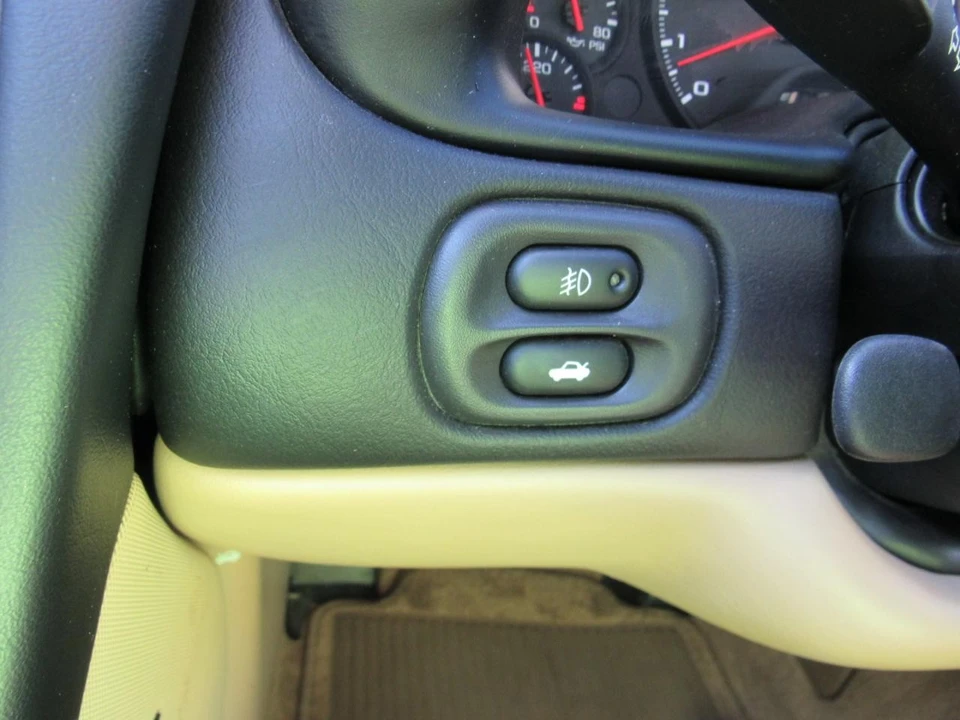 2004 Chevrolet Corvette C5 - Image 23 of 31