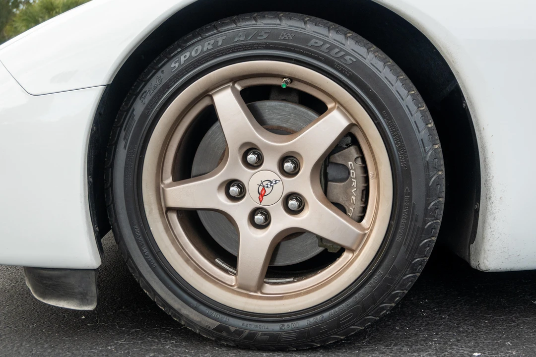 2004 Chevrolet Corvette C5 - Image 17 of 31