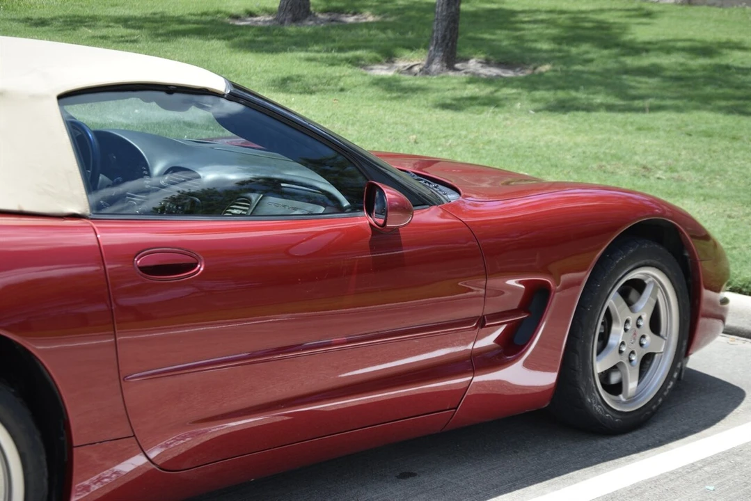 2004 Chevrolet Corvette C5 - Image 3 of 30