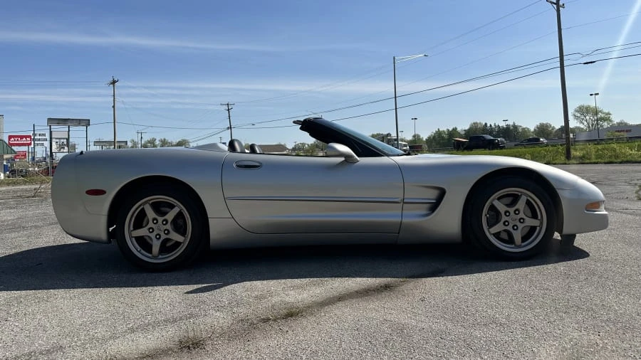 2004 Chevrolet Corvette C5 - Image 2 of 21