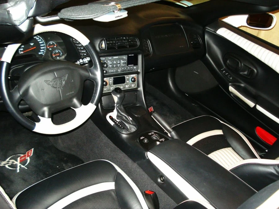 2004 Chevrolet Corvette C5 - Image 4 of 7