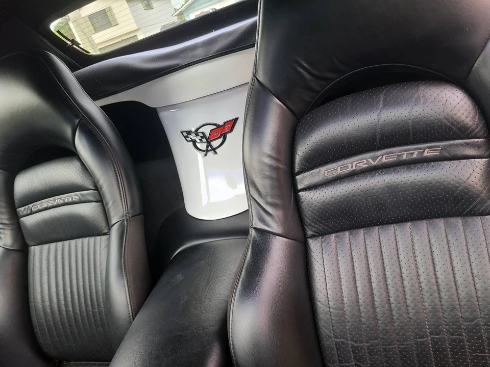 2004 Chevrolet Corvette C5 - Image 11 of 16