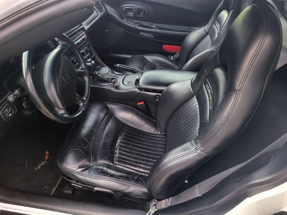 2004 Chevrolet Corvette C5 - Image 13 of 16